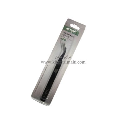 پنس خیاطی درجه یک مارک Akton نوک پنس به قدری باریک و حرفه ای طراحی شده است که حتی با آن میتوان سوزن را نخ کرد. جنس بدنه پنس فولاد ضد زنگ
